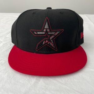 Black & Red Houston Astros Men’s Fitted Cap. Size: 7 1/4